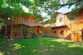 Brushwood Villa- Cottages and Bar